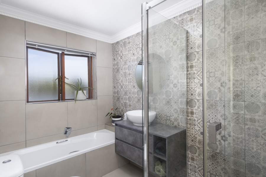 4 Bedroom Property for Sale in Steynsrust Western Cape